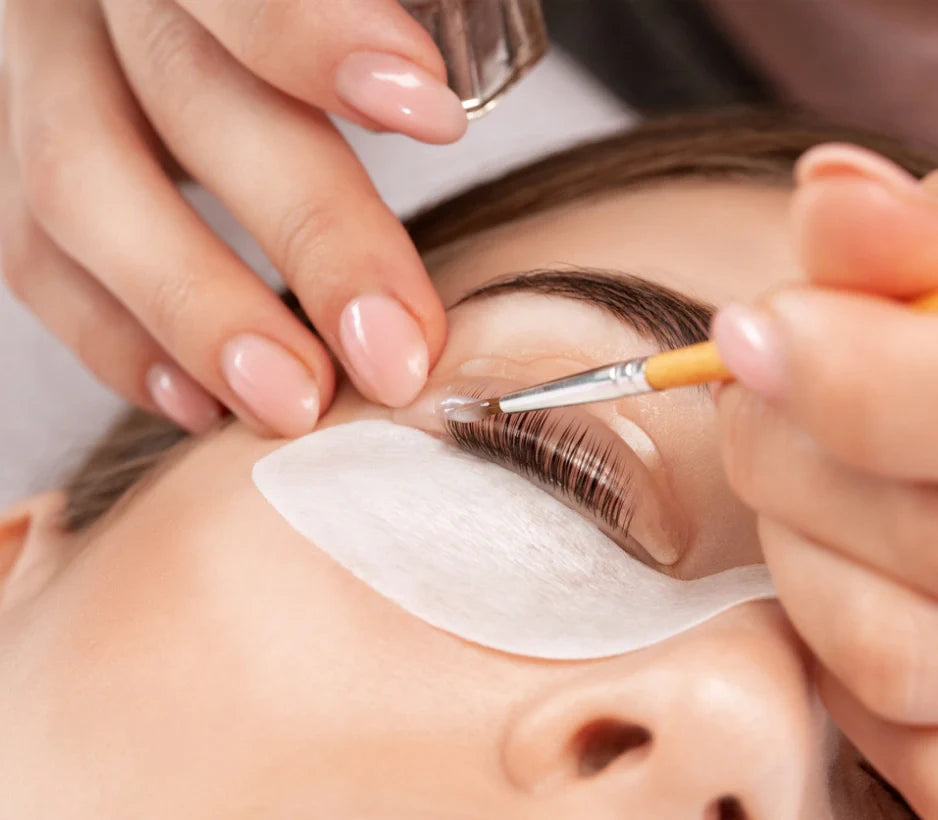 How to Extend the Life of a Lash Lift and Tint Service